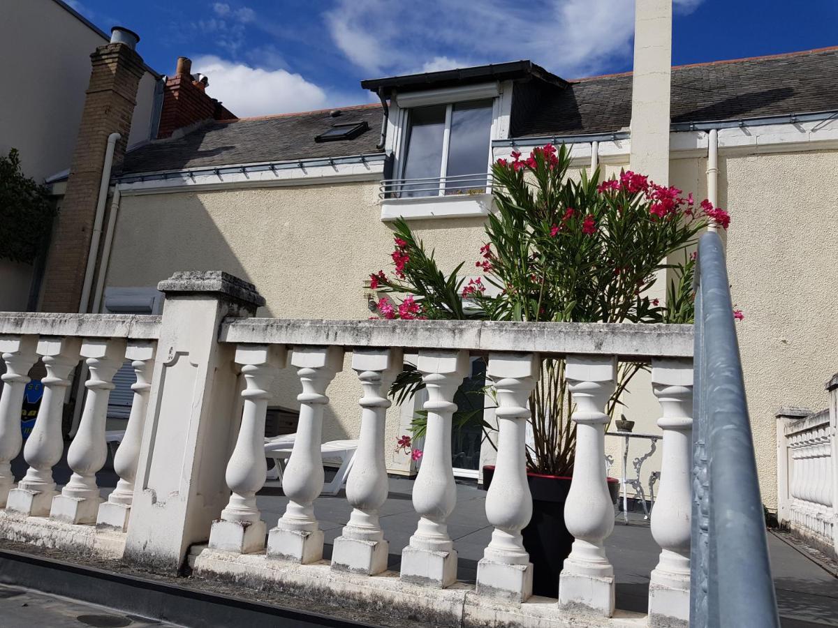 Apartmán 72M² Avec Terrasse Dans Demeure Angevine De 2 Etages Angers Exteriér fotografie